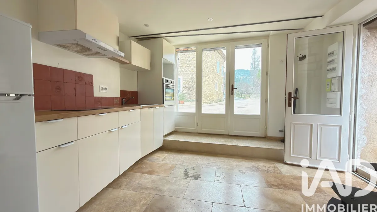 Maison à vendre 3 pièces 37 m² Vitrolles-en-Lubéron - photo 2