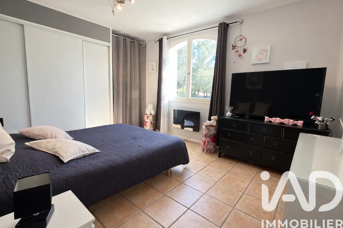 Maison à vendre 6 pièces 150 m² Peyrolles-en-Provence - photo 13