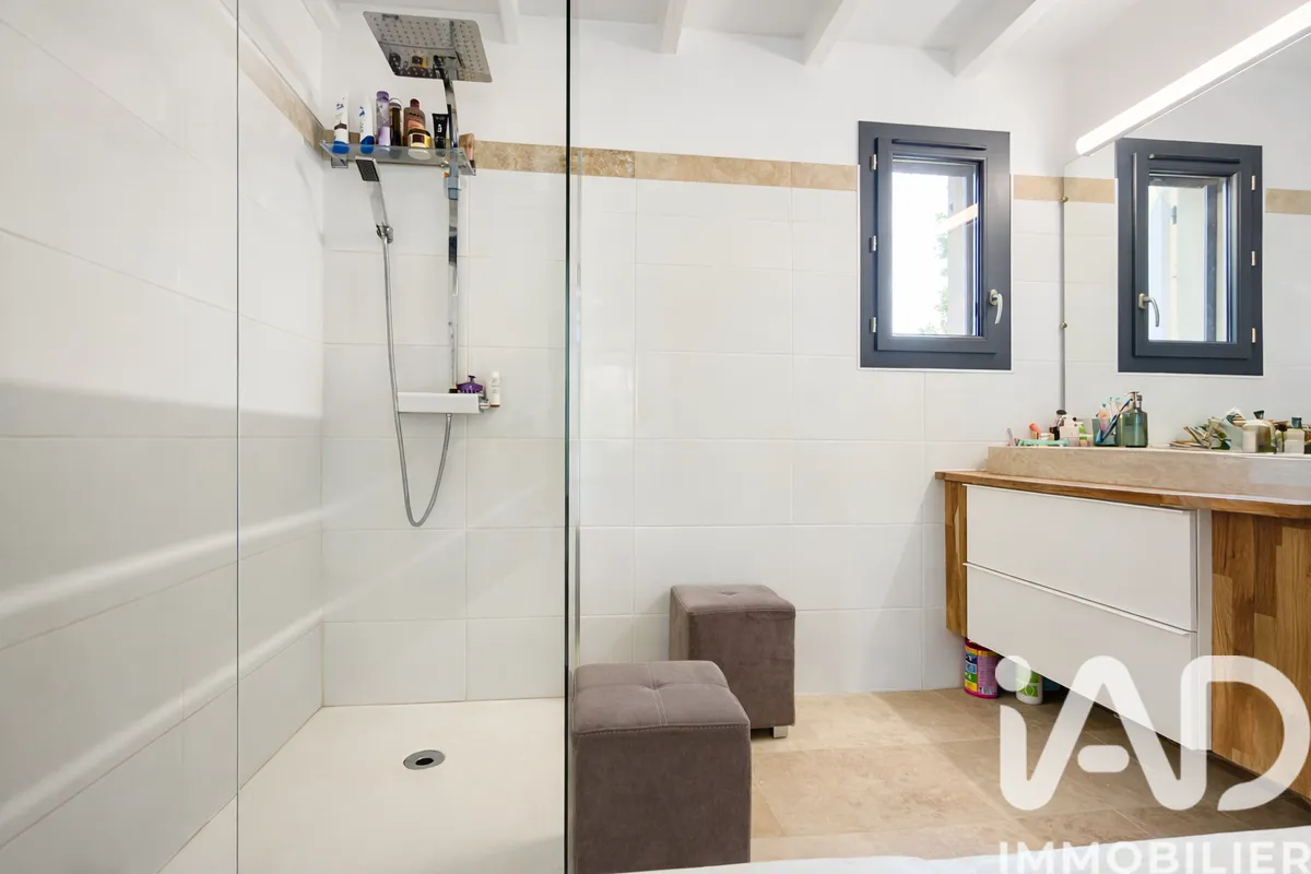 Maison à vendre 10 pièces 272 m² Peyrolles-en-Provence - photo 15