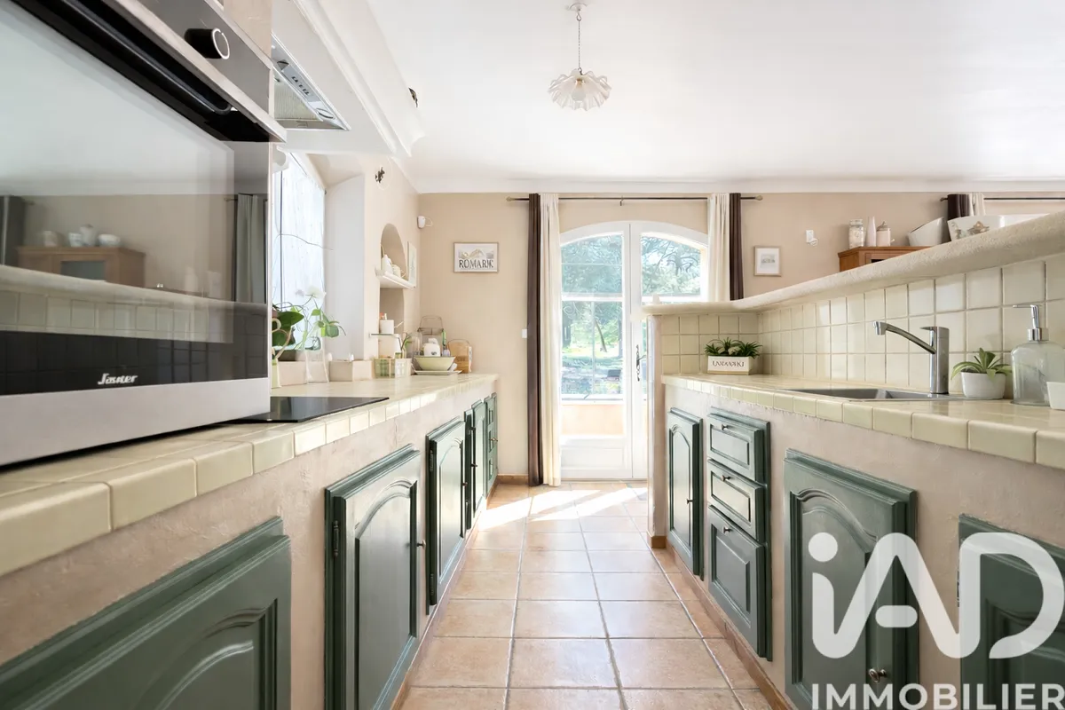 Maison à vendre 6 pièces 150 m² Peyrolles-en-Provence - photo 9