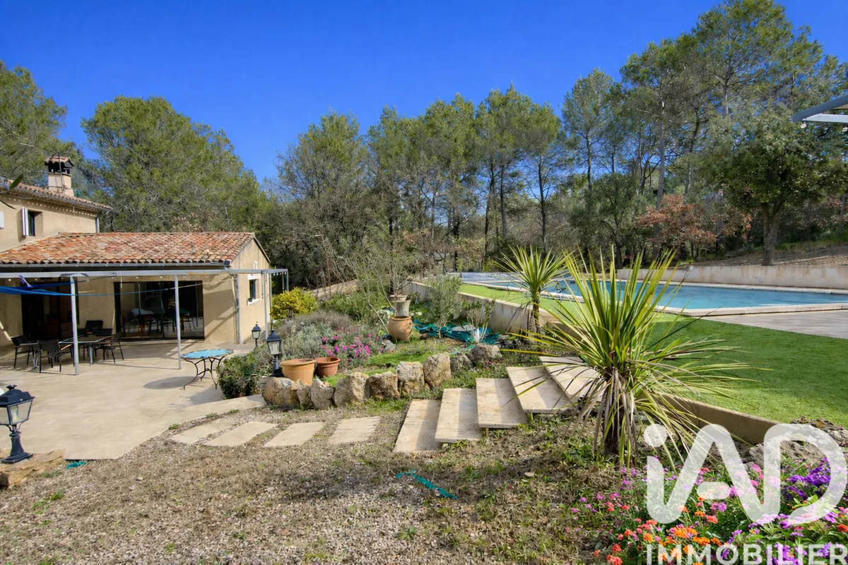 Maison à vendre 10 pièces 272 m² Peyrolles-en-Provence - photo 27